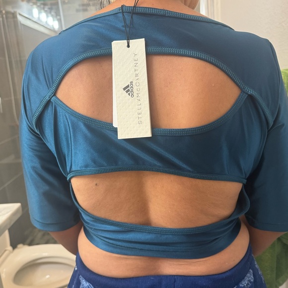 Adidas stella Mcartney multi sport crop top NWT! Size large - Picture 5 of 10